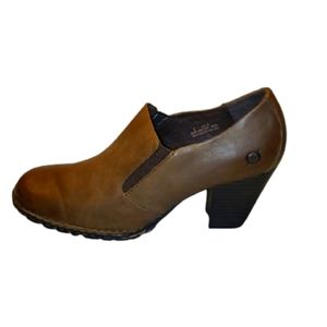 NWOB BORN Gertrude Brown Leather Slip-On  Booties